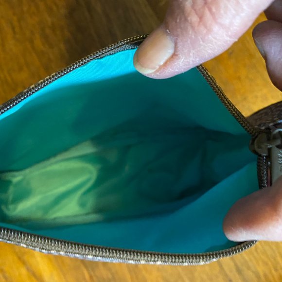 Thirty-One Make-Up Bag - Picture 5 of 5